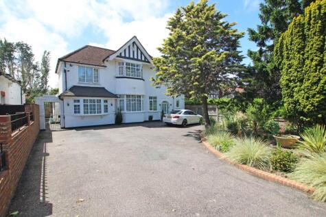 Kings Drive, Eastbourne, BN21 2YA