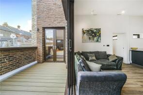 Flat 7, Gingerbread Court, Michigan Avenue, Manor Park, London E12 5JD