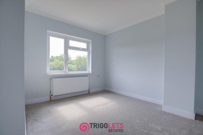 3 bed Semi-Detached for sale Image 8