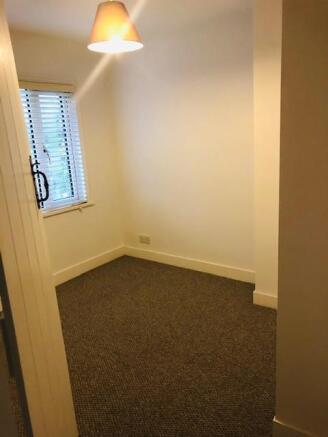 Bedroom 1.jpg