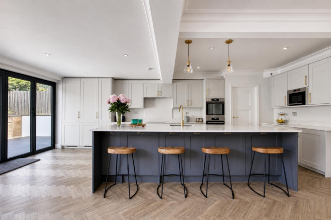 kitchen 2.png