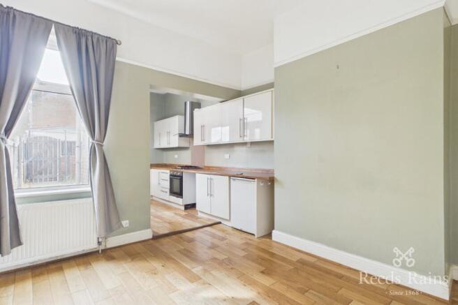3 bed Terraced for sale Image 7