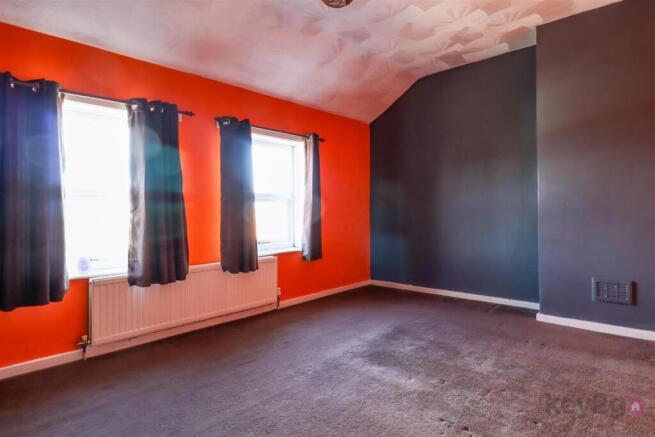 2 bed Semi-Detached for sale Image 8