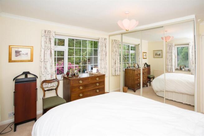9 Bedroom 2.jpg