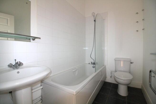 1 bed Apartment to rent Image 7