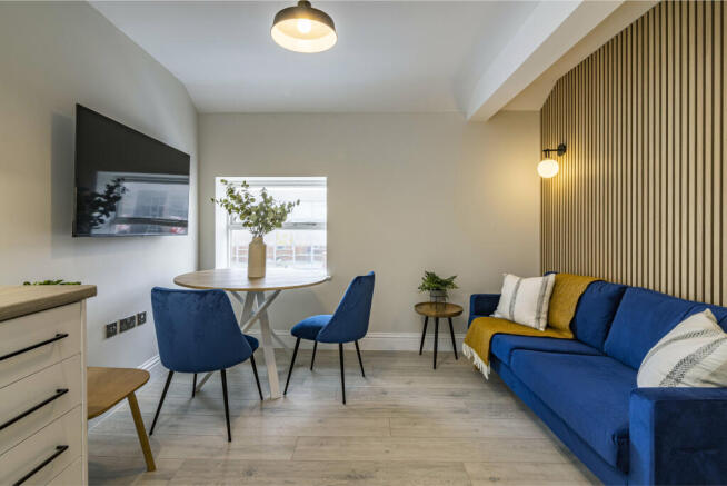 157HighStreet-11 2.jpg
