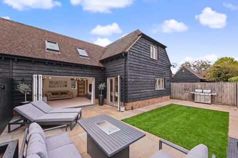Scheduled viewing day - Saturday 24th October - Burr Wood Court, Weston Turville