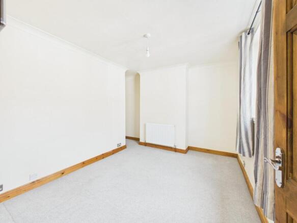 3 bed House for sale Image 12
