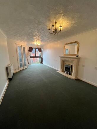 Coed Pella Road, Colwyn Bay photo 3