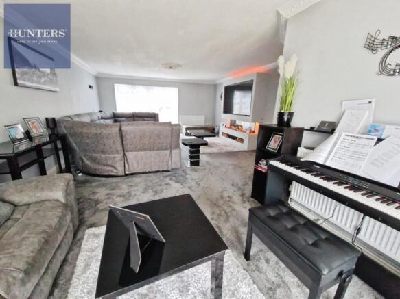 Clos Penglyn, Pencoed, Bridgend, CF35 6NX photo 4