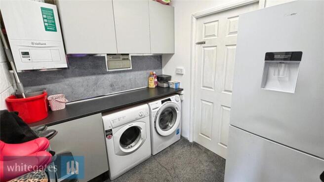 4 bed Detached for sale Image 12
