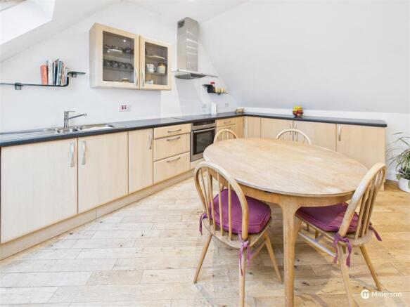 OPEN PLAN LOUNGE/KITCHEN/DINER