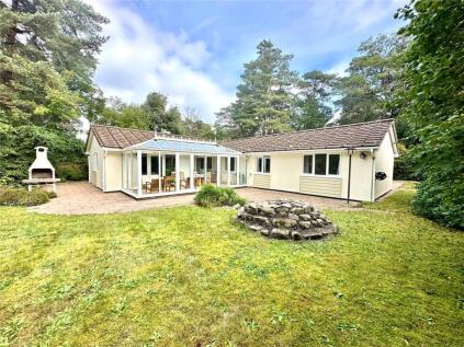 Ashley Drive North, Ashley Heath, Ringwood, Hants, BH24