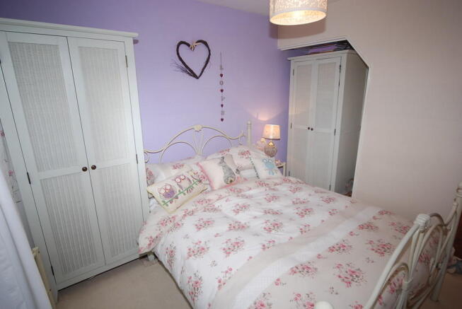 BEDROOM 2