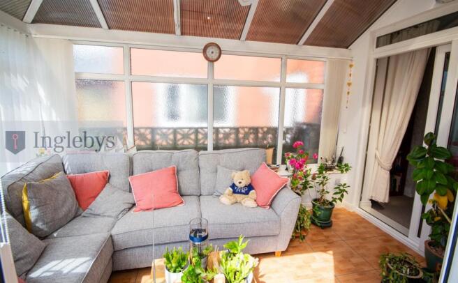 3 bed Semi-Detached for sale Image 6