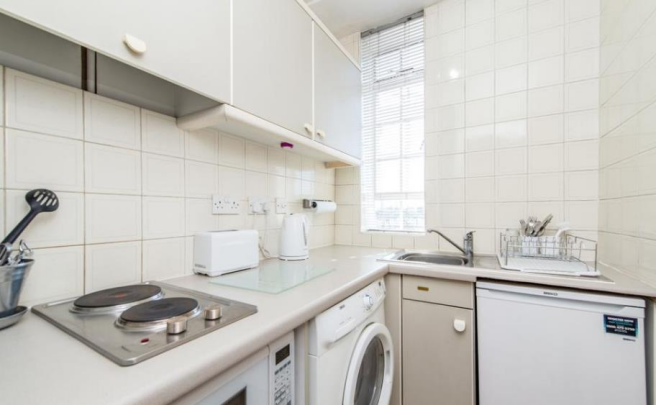 293 grove end gardens 3 10.02 .png