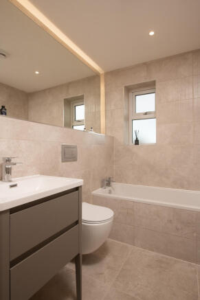 fieldstonebathroom2