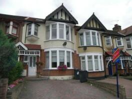 First Floor Flat 2, 415, Hale End Road, Woodford Green IG8 9LL