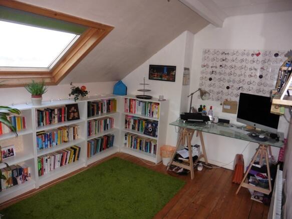 Photo 11