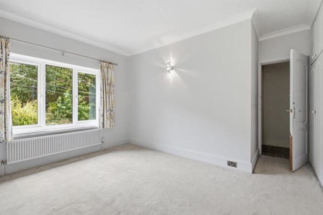 3 bed Detached for sale Image 12