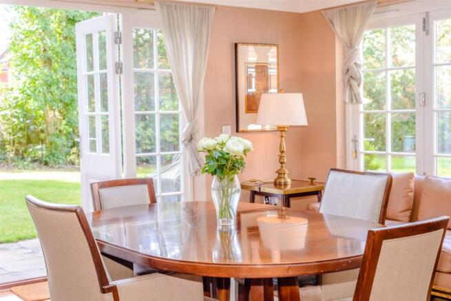 Breakfast Room