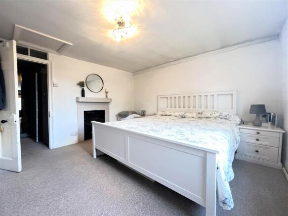bED 1