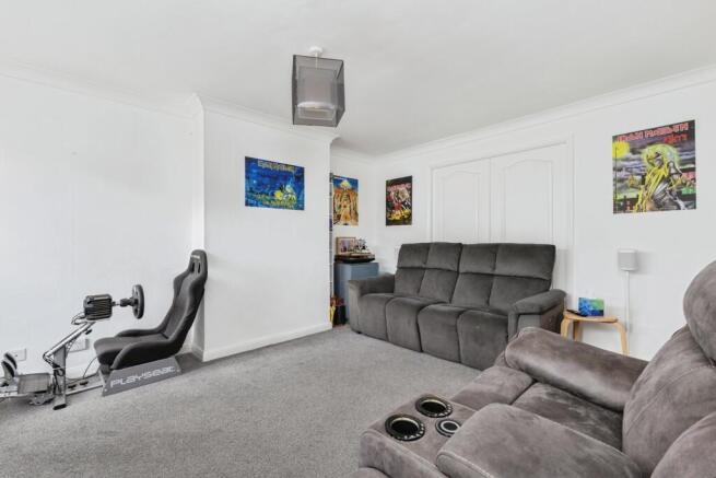 pbox-IMG.jpg