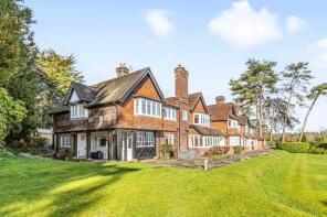 1, The Gables, Argos Hill, Crowborough TN6 3QJ