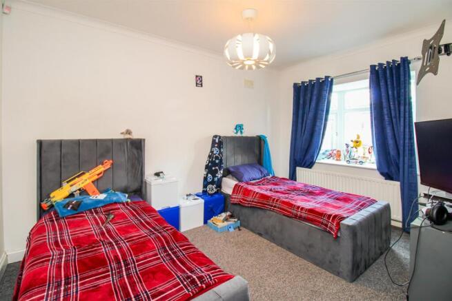 2 bed Detached Bungalow for sale Image 12