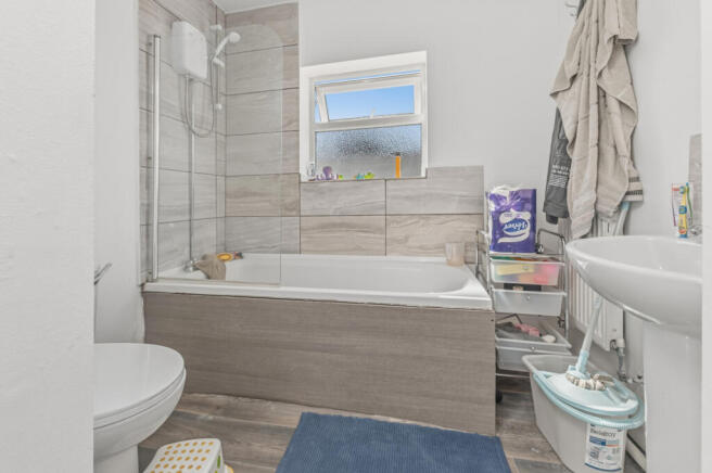 3 bed Terraced for sale Image 6