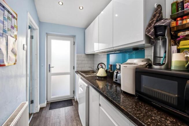 3 bed Terraced for sale Image 7