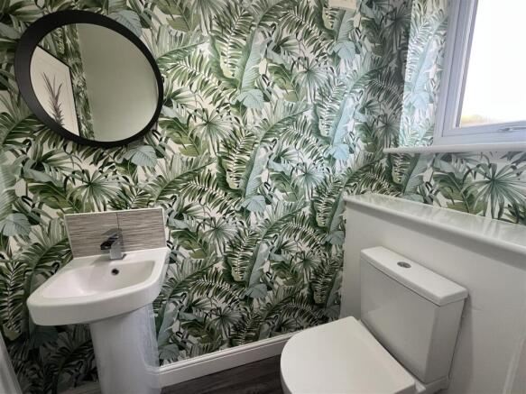 4 bed Town House for sale Image 10