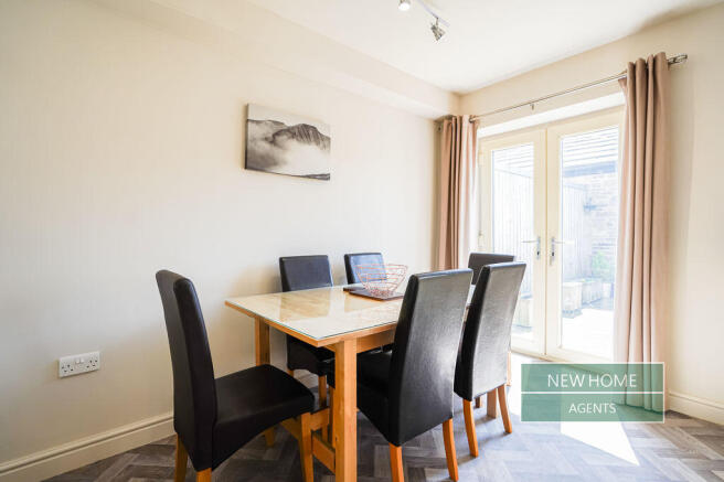 4 bed Terraced for sale Image 7