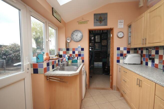 Photo 11