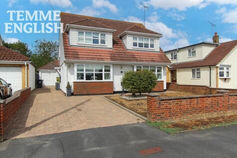 Waverley Crescent, Wickford, SS11