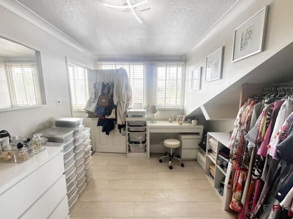3 bed Bungalow for sale Image 9