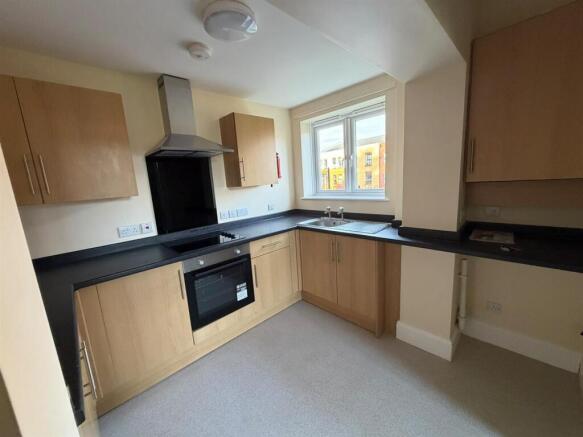 2 elms kitchen.jpg