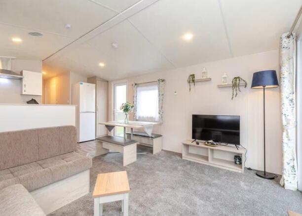 2 bed Caravan for sale Image 8