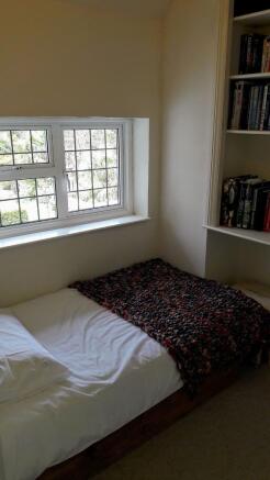 Bedroom 3/ Study