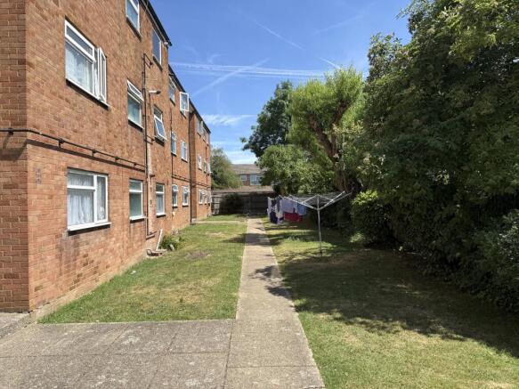REAR COMMUNAL GARDENS
