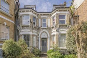35, St Jamess Drive, London SW17 7RN
