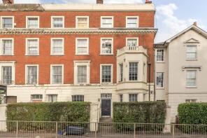Flat 5, 168, Castle Hill, Reading RG1 7RP