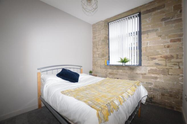 1 bed Apartment to rent Image 5