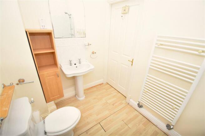 2 bed Apartment for sale Image 9