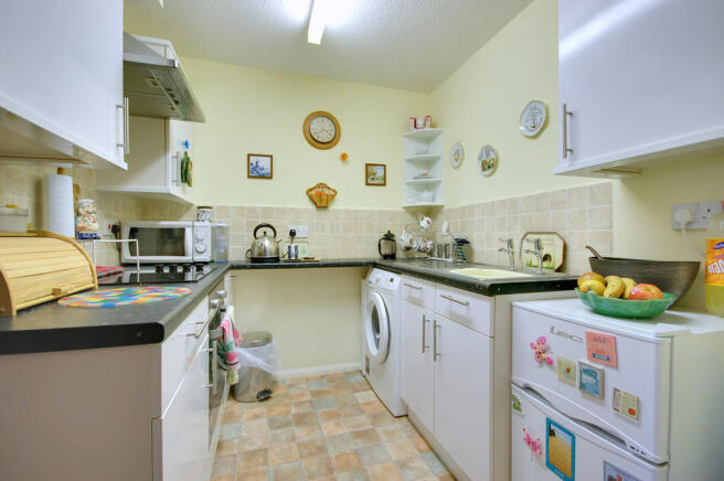 Photo 3