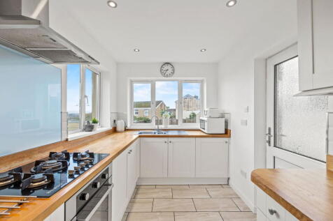 Waun Road, Llanelli, SA15 3RS