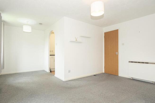2 bed Flat for sale Image 9