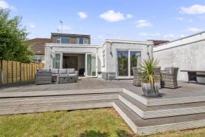 8, Southways Avenue, Broadwater, Worthing BN14 8QA