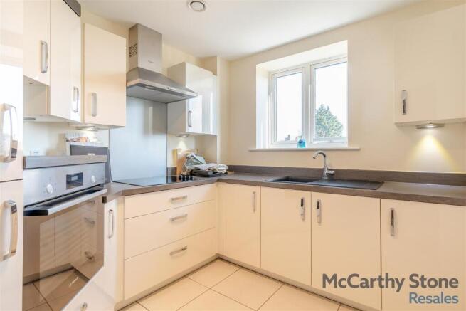 1 bed Apartment for sale Image 4