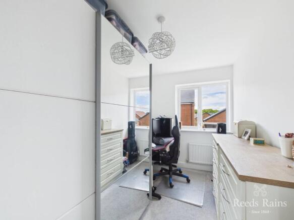 3 bed Semi-Detached for sale Image 12